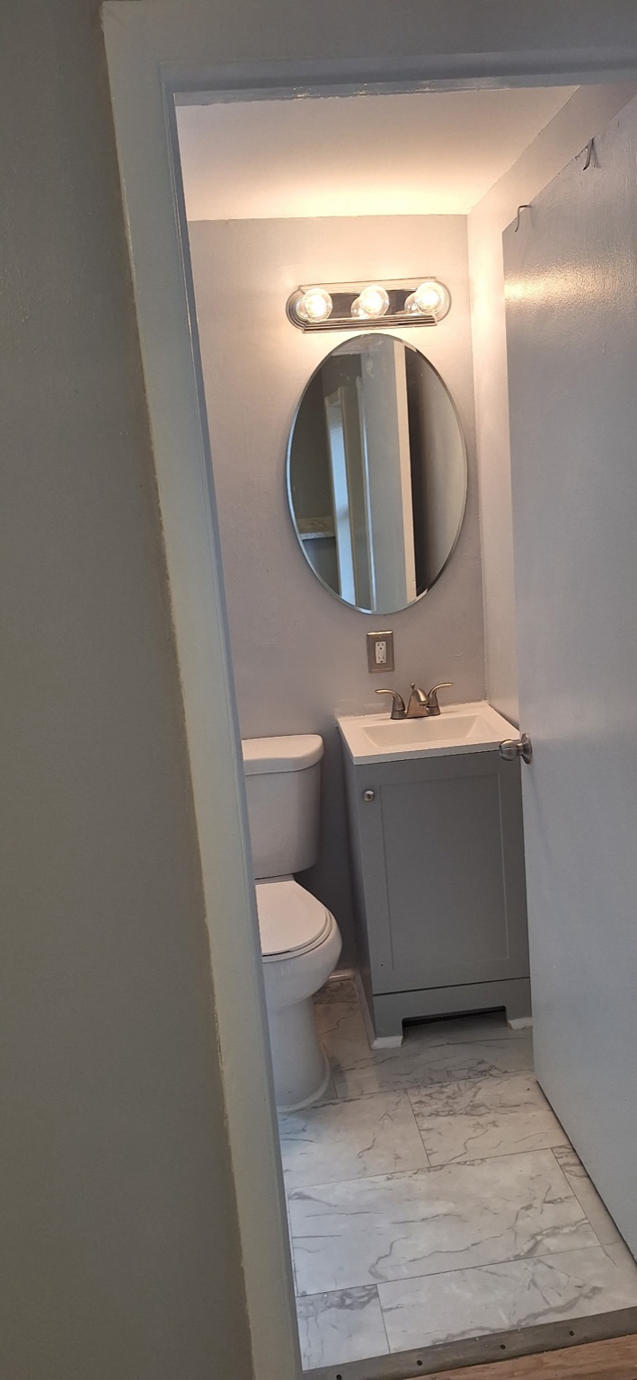 Unit 2R — bathroom vanity